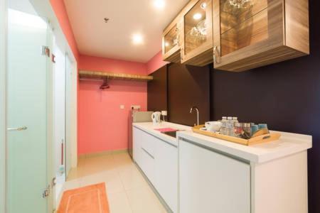 Studio Room Next To Sccc At Trefoil Setia Alam For 2-4 Pax Ngoại thất bức ảnh