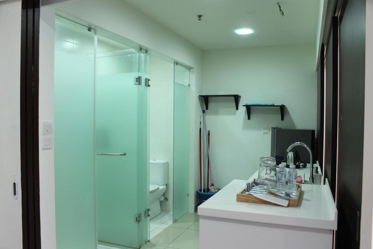 Studio Room Next To Sccc At Trefoil Setia Alam For 2-4 Pax Ngoại thất bức ảnh